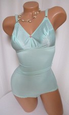 RARITÄT: Vintage VEB- Mieder-