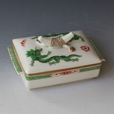 Meissen - Deckeldose / Zigarettendose / Dose - grüner Ming Drache  Mingdrache