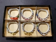 6 Serviettenringe Handgearbeitete  aufgesetzte Blumenblüten Schierholz? OVP