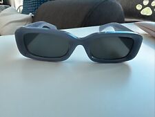 H&M Sonnenbrille Mittel Blau Schmal Kastig 