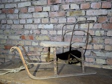 ? Wunderschöner Vintage Baby Schlitten  aus DDR Zeit- für Rodel, Winter, Deko?