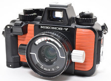 [N NEUWERTIG] Nikon Nikonos V analoge Unterwasserkamera orange 35 mm F2.5...