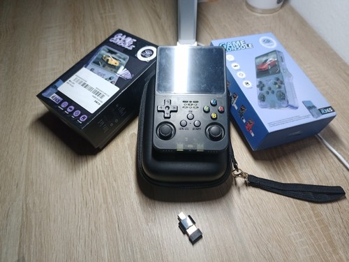 Retrokonsolen r36s wifi - 1x,