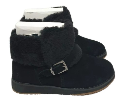Emu oxley fur - cuff, water