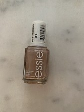 Essie Nagellack Buy Me A Cameo Beige Schimmer