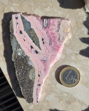 Schöne Rhodonit Platte mit schönem Muster