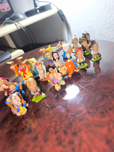 Figuren sammlung 19 - Ü-ei,