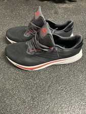 adidas Laufschuhe Herren Größe Uk 10 nagelneu Farbe Grau