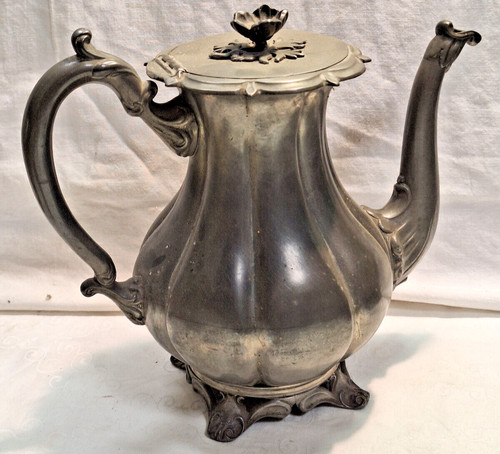 Metall kaffeekanne gepunzt - metall,
