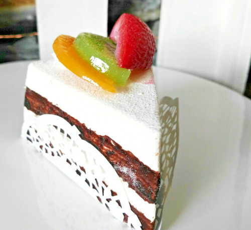 Tortenstück torte fake - tortenstück,