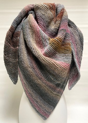 Handgestricktes tuch - handgestricktes,