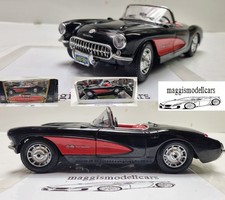Chevrolet Corvette C1 Bj 1957 Modellauto aus Sammlung Maßstab 1:18 Bburago OVP