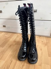 Alpha London 20 Loch