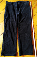 Schwarze Cordhose – Größe
