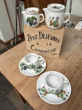 PETIT DEJEUNER A LA CAMPAGNE