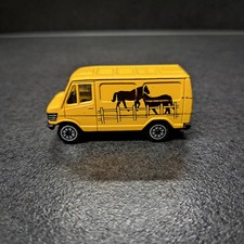 Welly No.9290 Mercedes Van mit