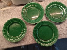 Englische Majolika-Speisseteller