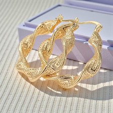 Luxriöse Damen  14K