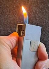 Braun Feuerzeug F1 Linear