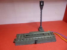 Märklin - Entkupplungsgleis mit Lichtmast beleuchtet für C-Gleis