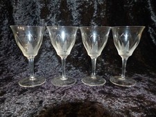 4 alte Weingläser aus den 50/60iger Jahren  Ichendorfer Glashütte  Lotusblume