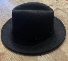 Vintage Herrenhut Schwarz