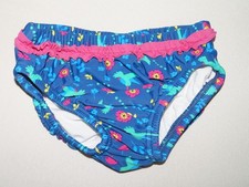 dunkelblaue gemusterte