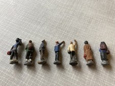 Figuren (alt) - 7 Stück -