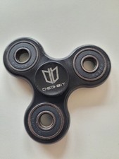 DEGBIT, Spinner Hand Pocket Finger Kreisel Anti Stress ADS ADHS ABS Fidget