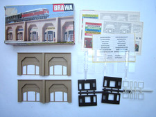 Brawa Spur N / 2698 Stützmauer + Arkaden in OVP