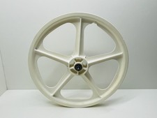 ☆ Oldschool 80’s Skyway