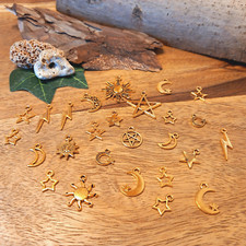 25 Anhänger Sonne Mond Sterne Mix Gold Farbe Charms Schmuckherstellung DIY (37)