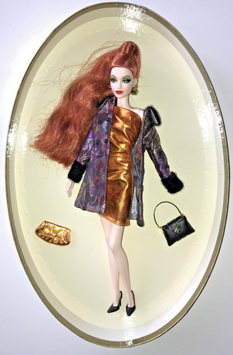 Barbie gold label silkstone - label,