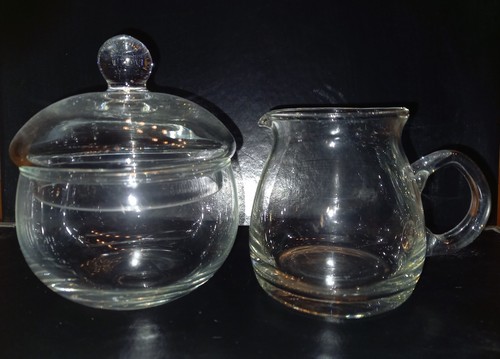 Zuckerdose und milchkännchen - zuckerdose,