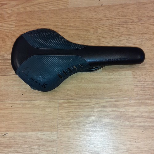 Fizik antares carbon sattel - fizik,