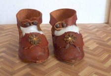 Antike Puppenschuhe braun