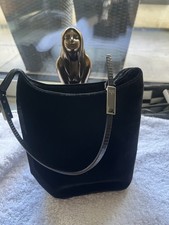 100 % Original GUCCI kleine Handtasche Samt passt zu fast jedem Kleid Täschchen 