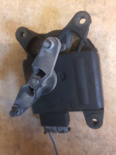 Opel vectra 2004 stellmotor - vectra,