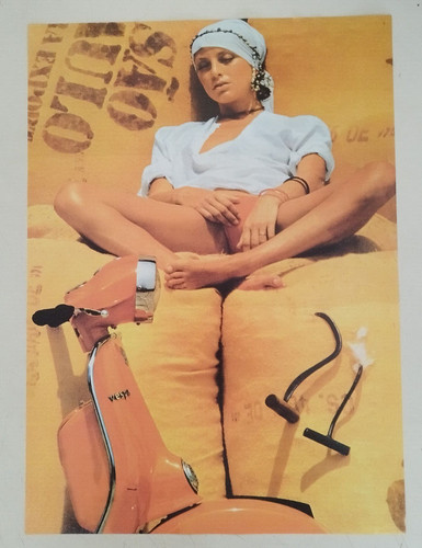 Vespa poster mädel - poster, 48x62