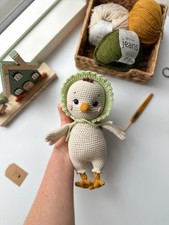 Häkelkükenspielzeug "Coco" - Handarbeit Amigurumi Huhn