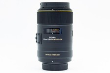 Sigma 105mm f/2.8 Macro Lens