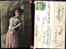 215934,Frau m. Heukorb a