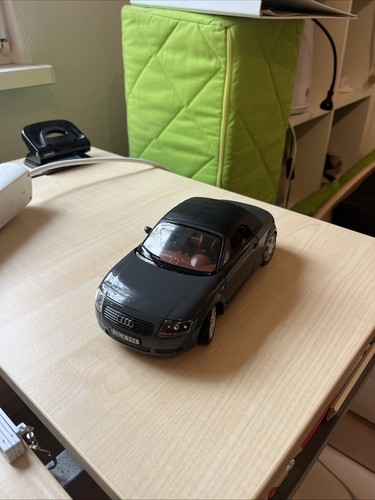 Revell audi roadster - revell,