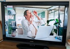 Tos­hiba Regza LED TV 40 Zoll