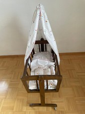 Puppenwiege aus holz mit - aus,
