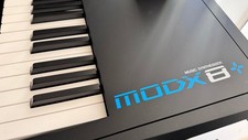 YAMAHA MODX8+ Plus