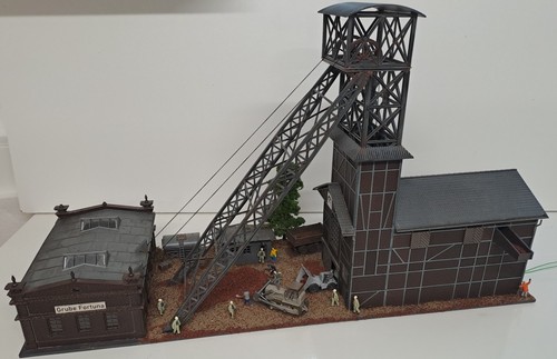 Faller 130944 diorama - faller, grube