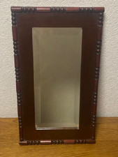 Alter Spiegel in schönem