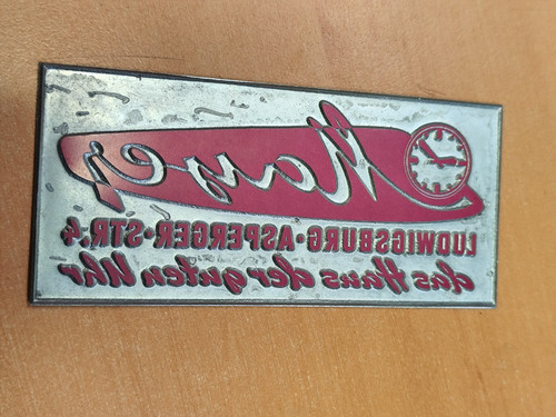 Schild druckmatzritze prägung - schild,