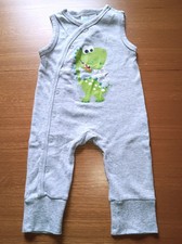 niedlicher Strampler - Dino -